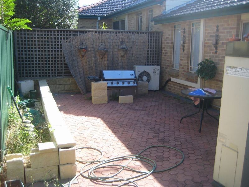 2/105 West Botany Street, Banksia NSW 2216