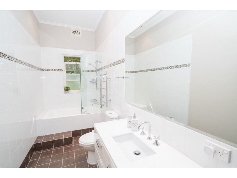 39 Lorraine Avenue, Bardwell Valley NSW 2207