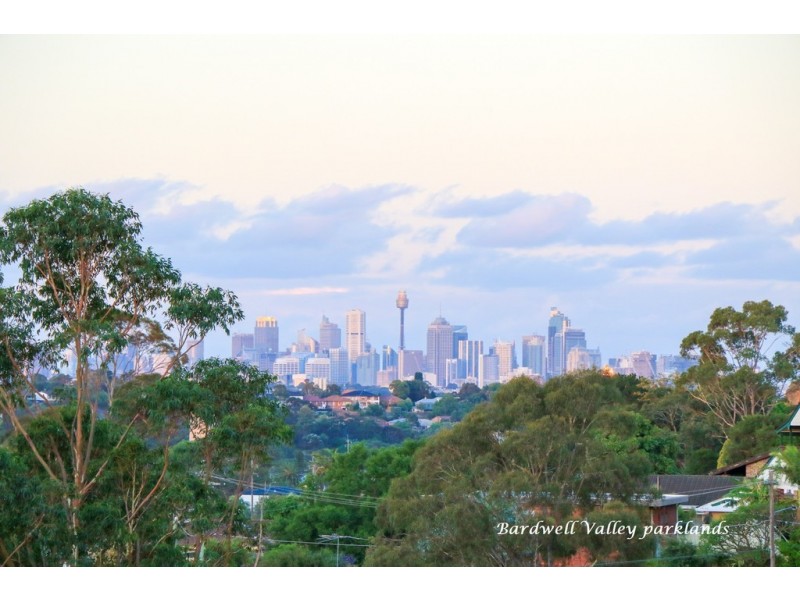 39 Lorraine Avenue, Bardwell Valley NSW 2207