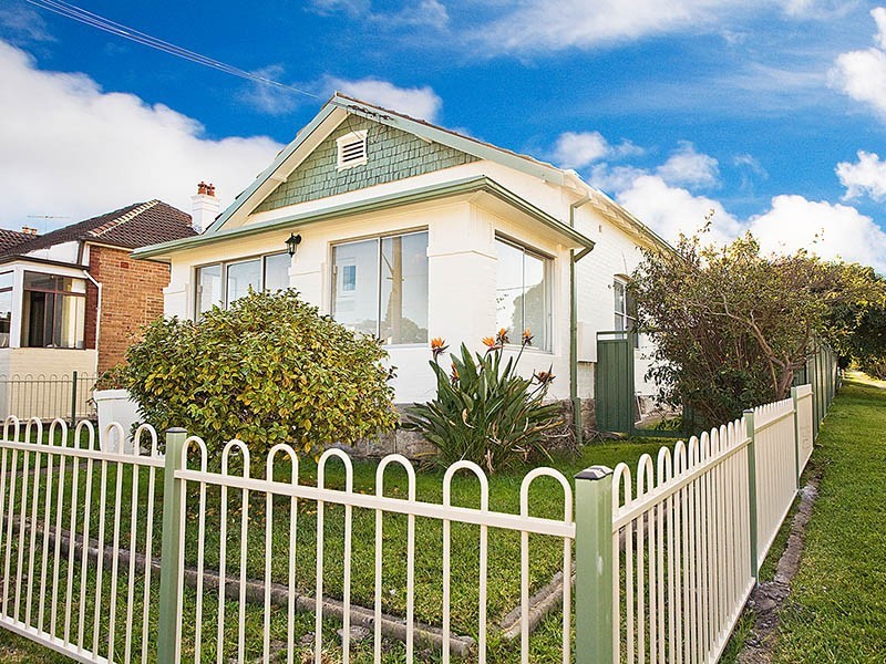 285 Princes Highway, Carlton NSW 2218