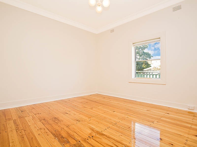 285 Princes Highway, Carlton NSW 2218