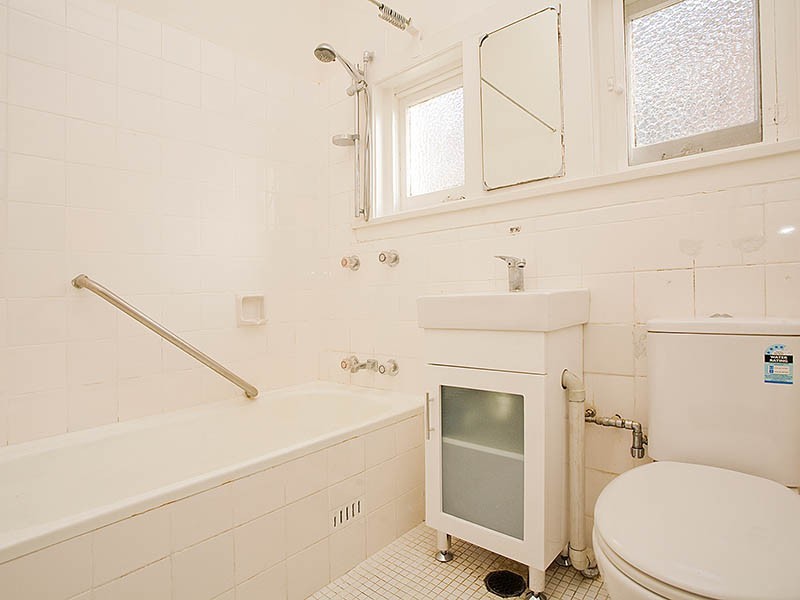 285 Princes Highway, Carlton NSW 2218