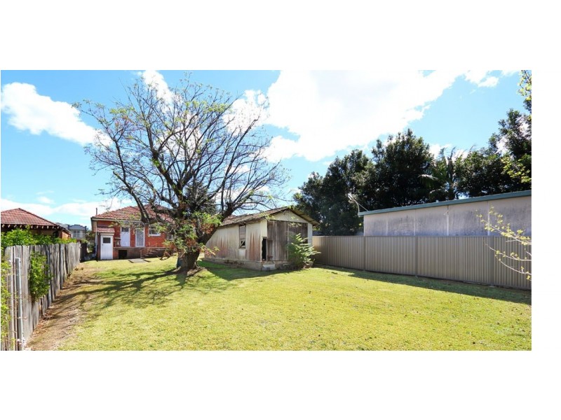 43 Cooloongatta Road, Beverly Hills NSW 2209