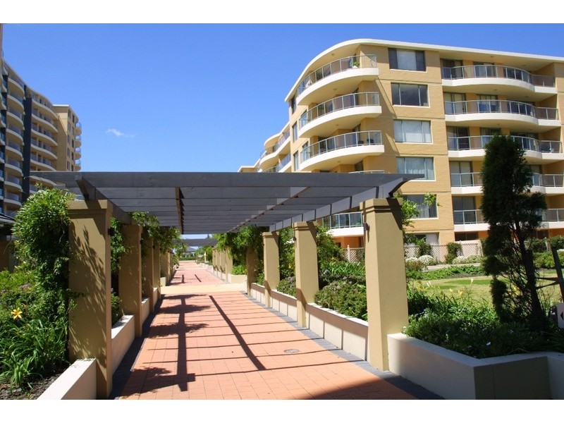 911/7 Rockdale Plaza Drive, Rockdale NSW 2216