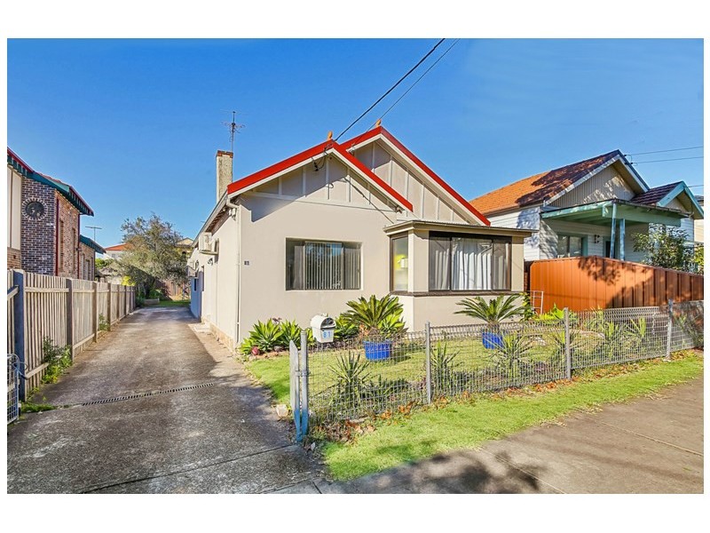 81 Caledonian Street, Bexley NSW 2207