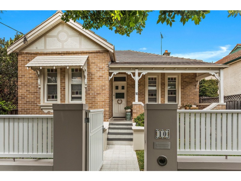 10 Goddard Street, Turrella NSW 2205