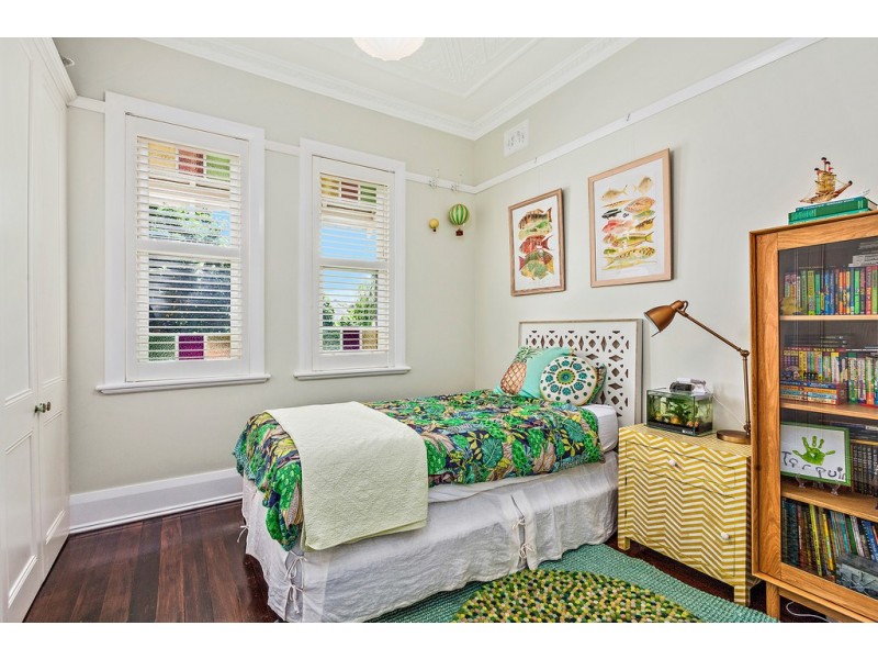 10 Goddard Street, Turrella NSW 2205