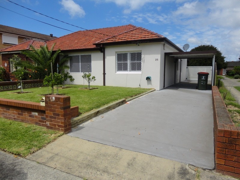 25 Solander Street, Monterey NSW 2217