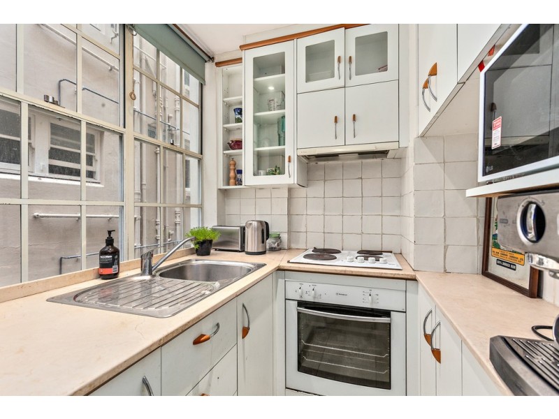 8/2 Greenknowe Ave, Elizabeth Bay NSW 2011