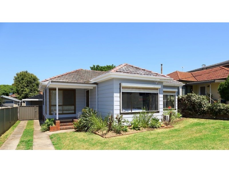 42 Forsyth Street, Kingsgrove NSW 2208