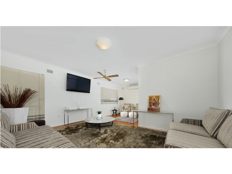 42 Forsyth Street, Kingsgrove NSW 2208