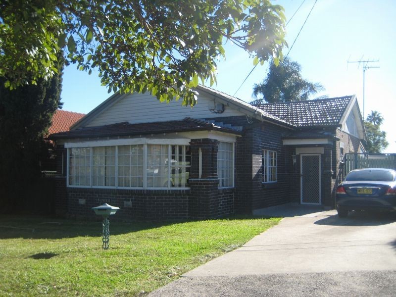 45 Wolli Avenue, Earlwood NSW 2206