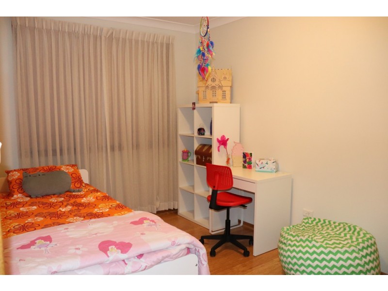 1/147 Queen Victoria Street, Bexley NSW 2207