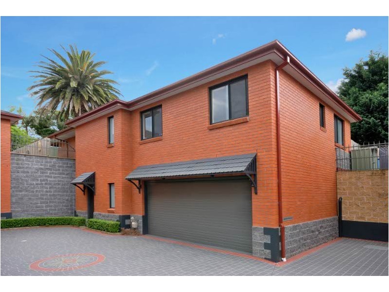 3/4 River Road, Oatley NSW 2223