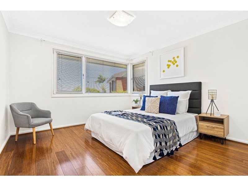 8 Oak Place, Banksia NSW 2216