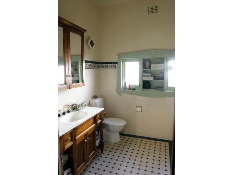 1 Athelstane Avenue, Arncliffe NSW 2205