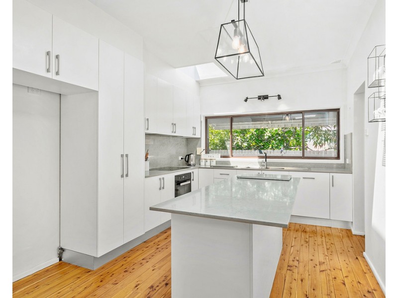 2/90 Verdun Street, Bexley NSW 2207