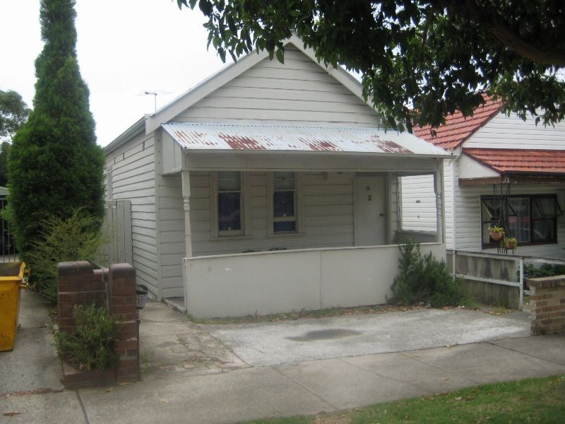 11 Glenfarne Street, Bexley NSW 2207