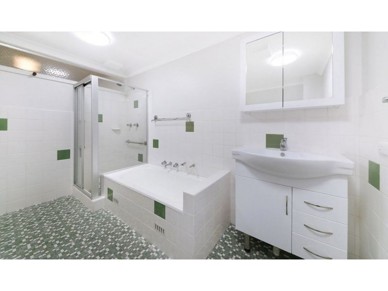 8/5 Cambridge Street, Penshurst NSW 2222