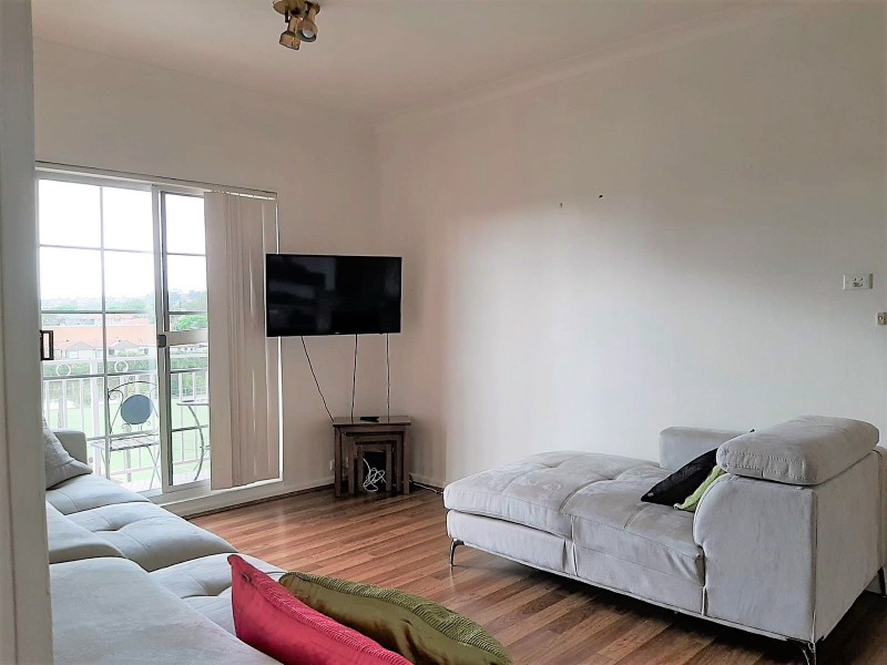 9/32 Tennent Parade, Hurlstone Park NSW 2193