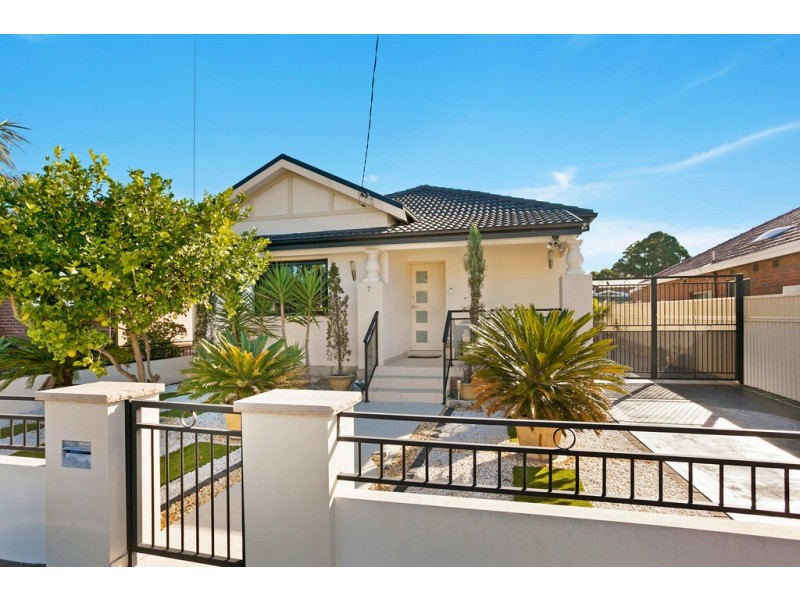 7 Lennox Street, Banksia NSW 2216