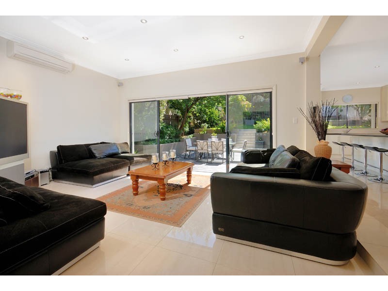 1 Poole Street, Kingsgrove NSW 2208