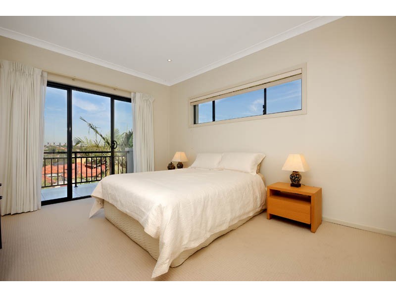 1 Poole Street, Kingsgrove NSW 2208