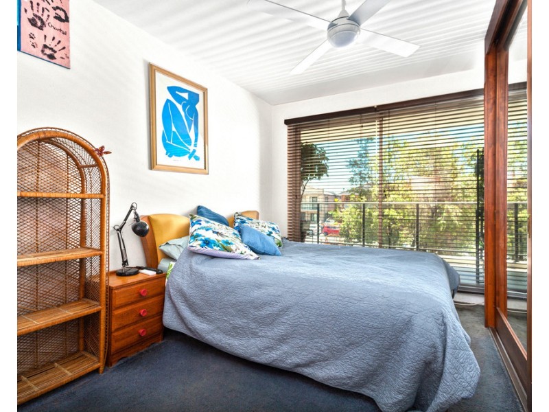 2/223 President Avenue, Monterey NSW 2217