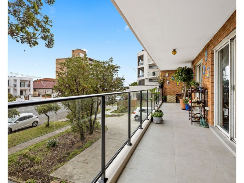2/223 President Avenue, Monterey NSW 2217