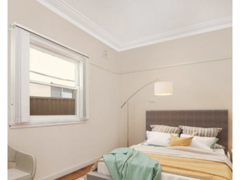 6 Rolestone Avenue, Kingsgrove NSW 2208