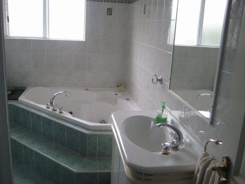 11a Carinya Road, Beverly Hills NSW 2209