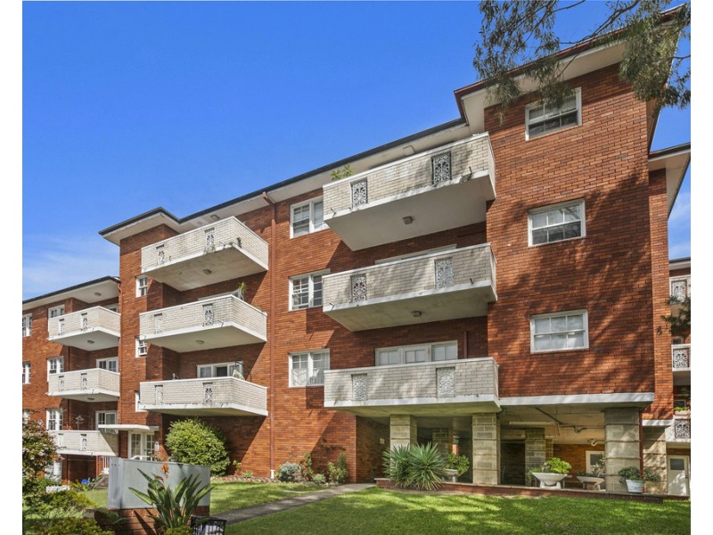 12/13a Queen Street, Arncliffe NSW 2205