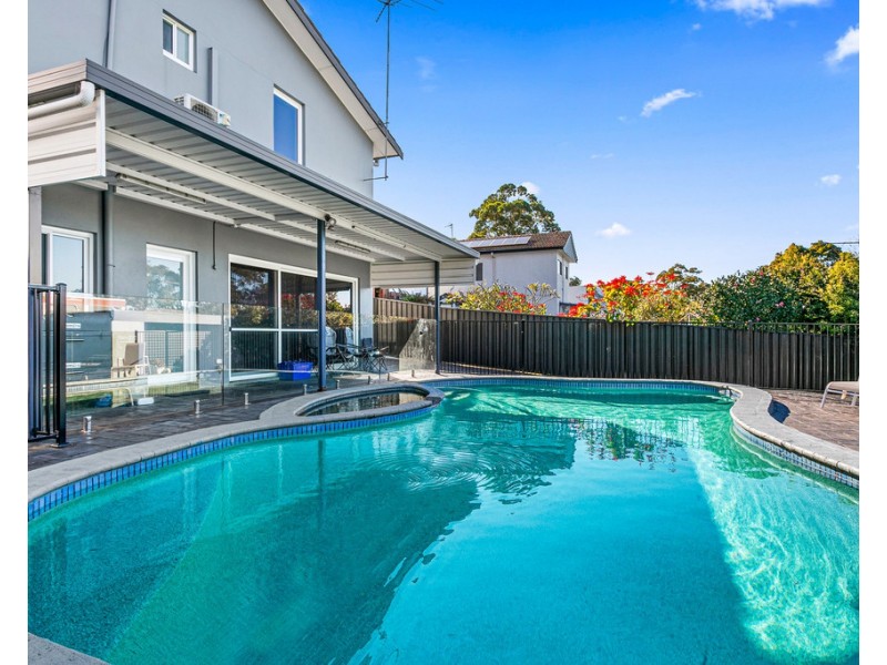 22 Curtis Avenue, Taren Point NSW 2229