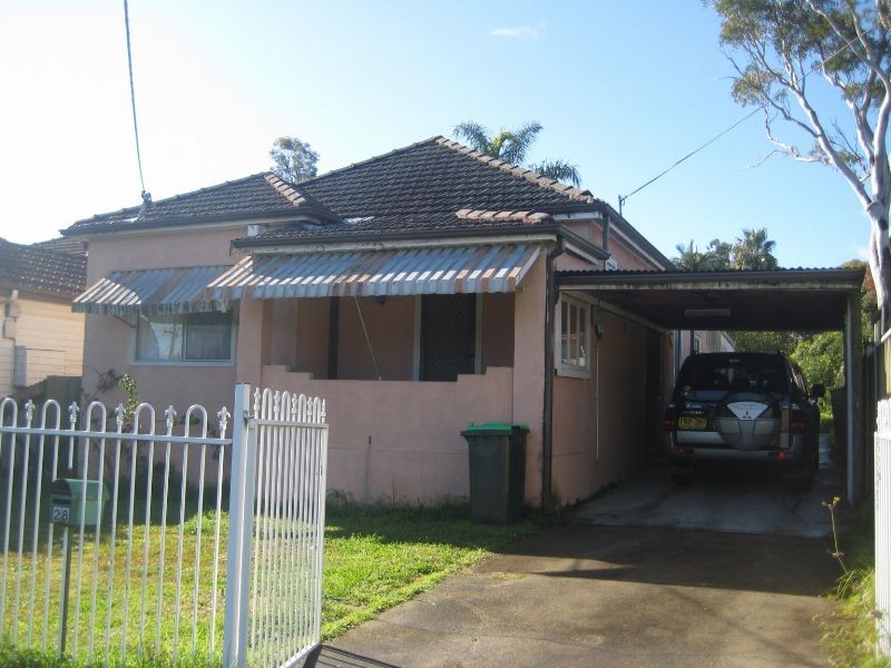 28 Johnstone Street, Peakhurst NSW 2210