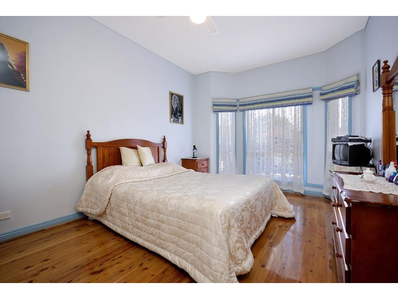 43 Bonds Road, Peakhurst NSW 2210