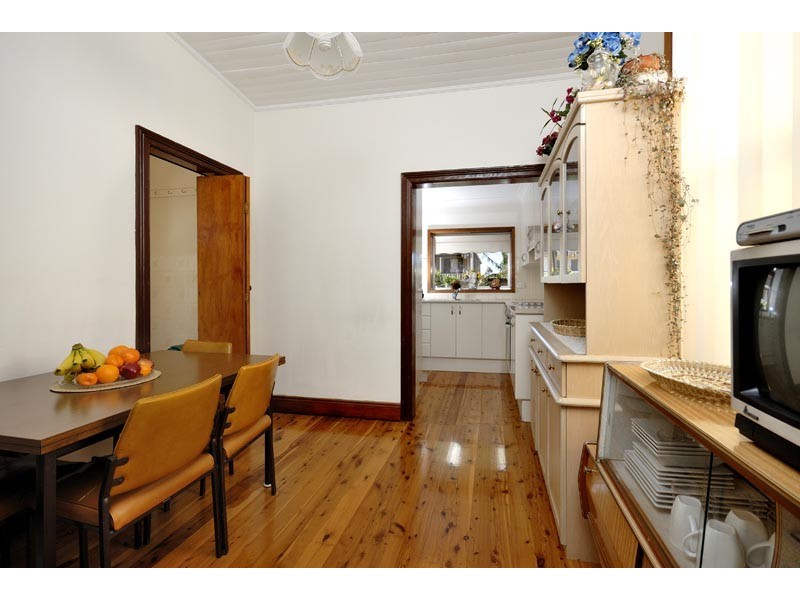 10 Fleet Street, Carlton NSW 2218