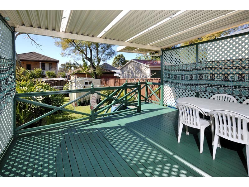 10 Fleet Street, Carlton NSW 2218