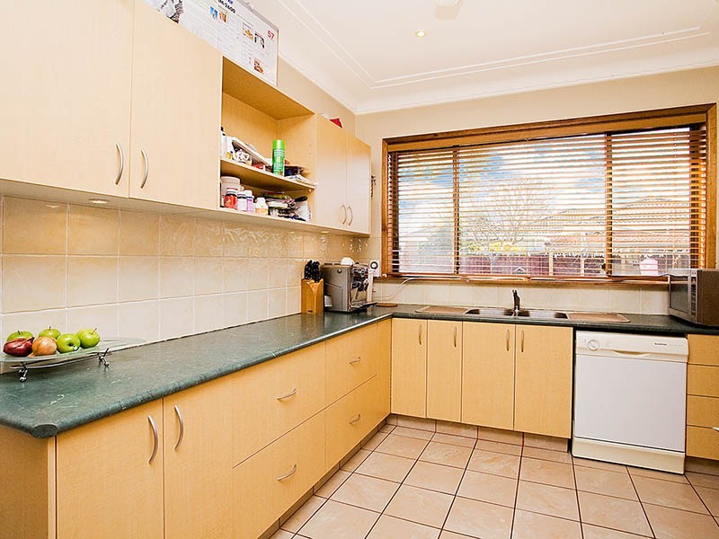 8 McIntyre Avenue, Brighton-le-sands NSW 2216