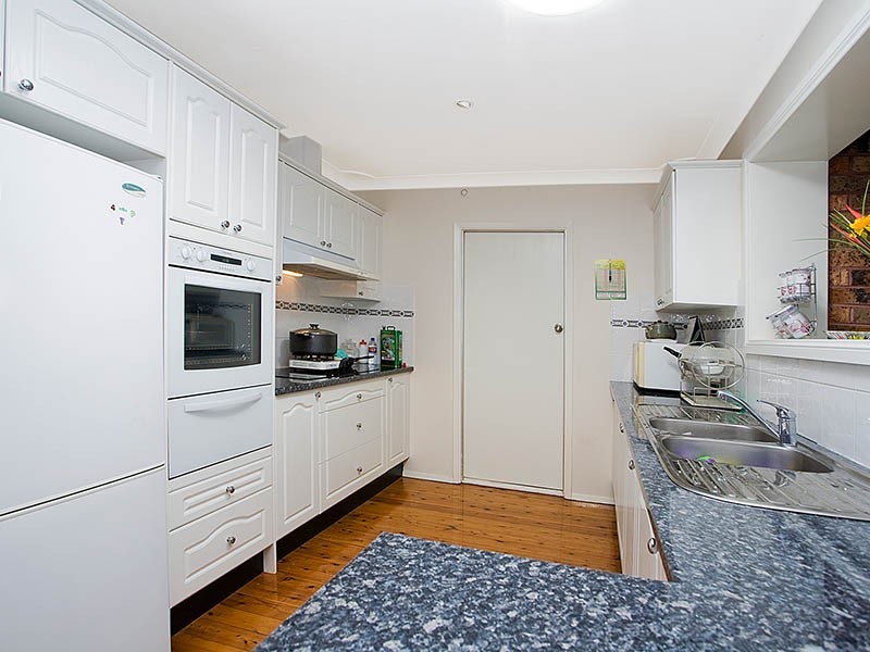 27 Chestnut Drive, Banksia NSW 2216