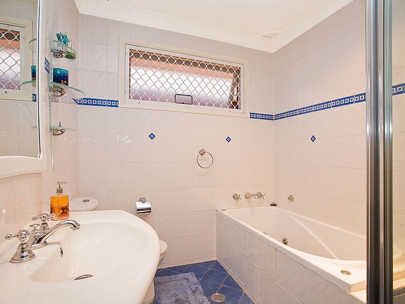 27 Chestnut Drive, Banksia NSW 2216