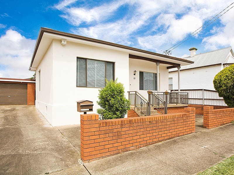 13 Wallace Street, Bexley NSW 2207