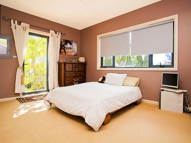 12 Waratah Street, Oatley NSW 2223