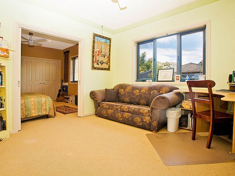 12 Waratah Street, Oatley NSW 2223