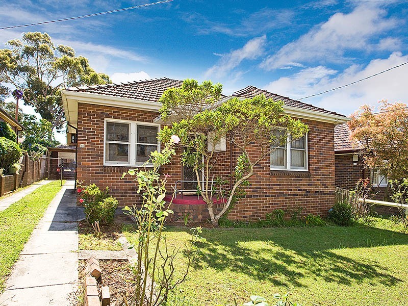 25 Allambee Crescent, Beverly Hills NSW 2209