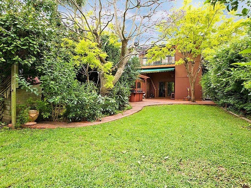 27 Lloyd Street, Bexley NSW 2207