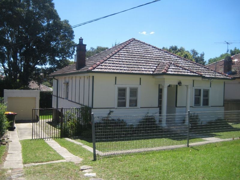 8 Basil Road, Bexley NSW 2207