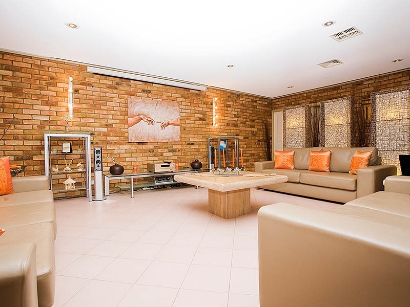 54 Highland Crescent, Earlwood NSW 2206