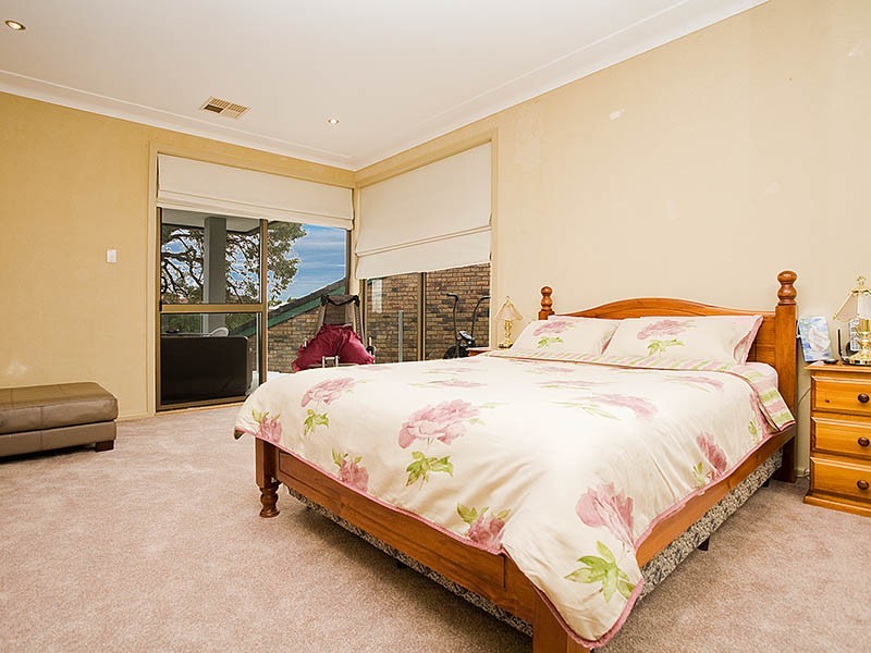 54 Highland Crescent, Earlwood NSW 2206