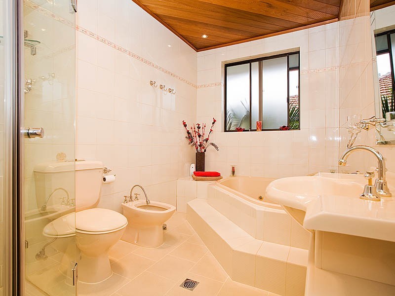 54 Highland Crescent, Earlwood NSW 2206