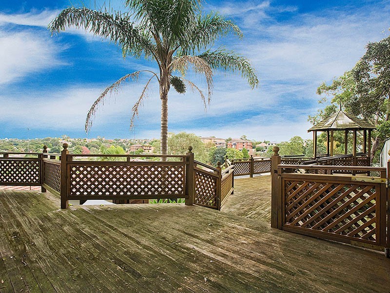 54 Highland Crescent, Earlwood NSW 2206